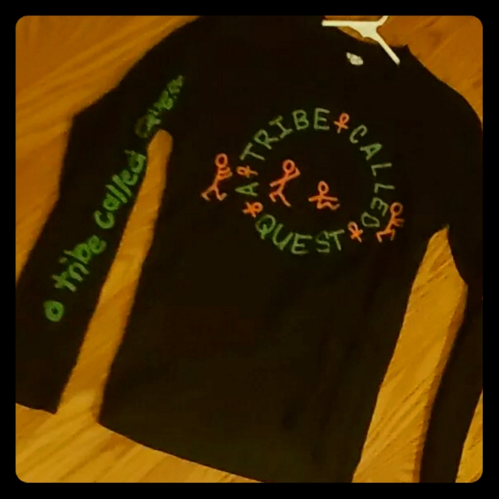 👉 VINTAGE 90s "A TRIBE CALLED QUEST" L/S TEE